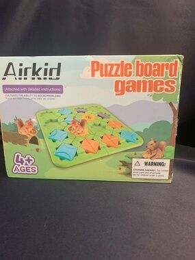 Puzzle Board Games - Green with Blue & Orange Pieces